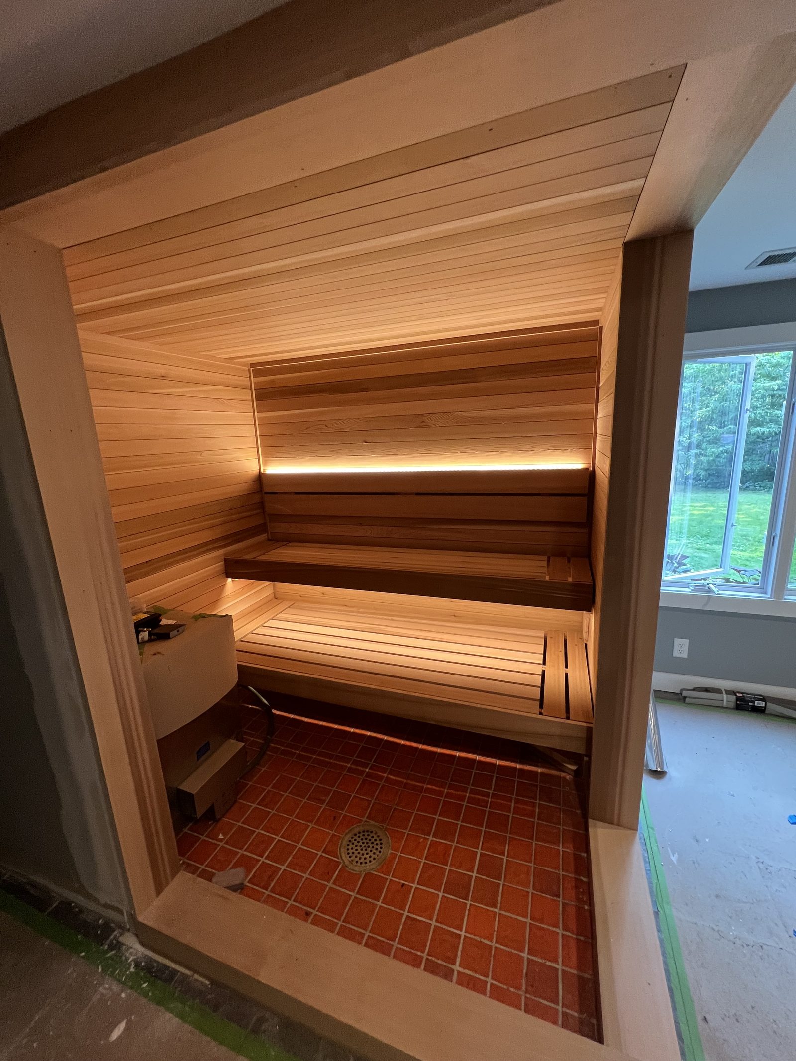 Abear primary suite with vaulted ceiling